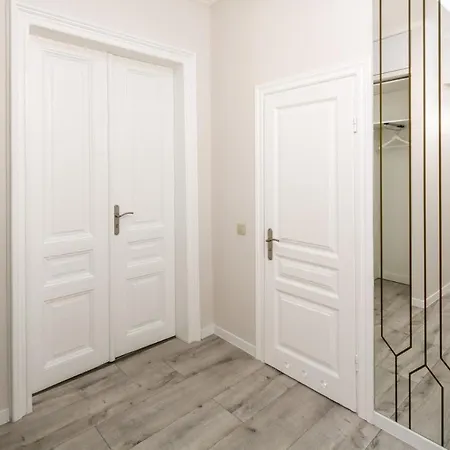 Avangard Deluxe Art Apart Lviv Exterior photo